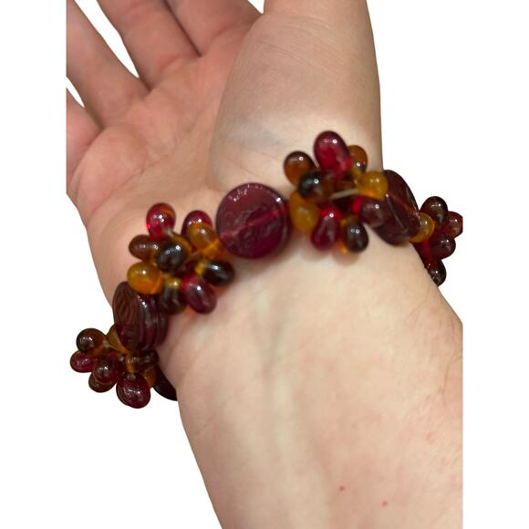 Red and Orange Art Glass Beads Bracelet - Picture 5 of 6